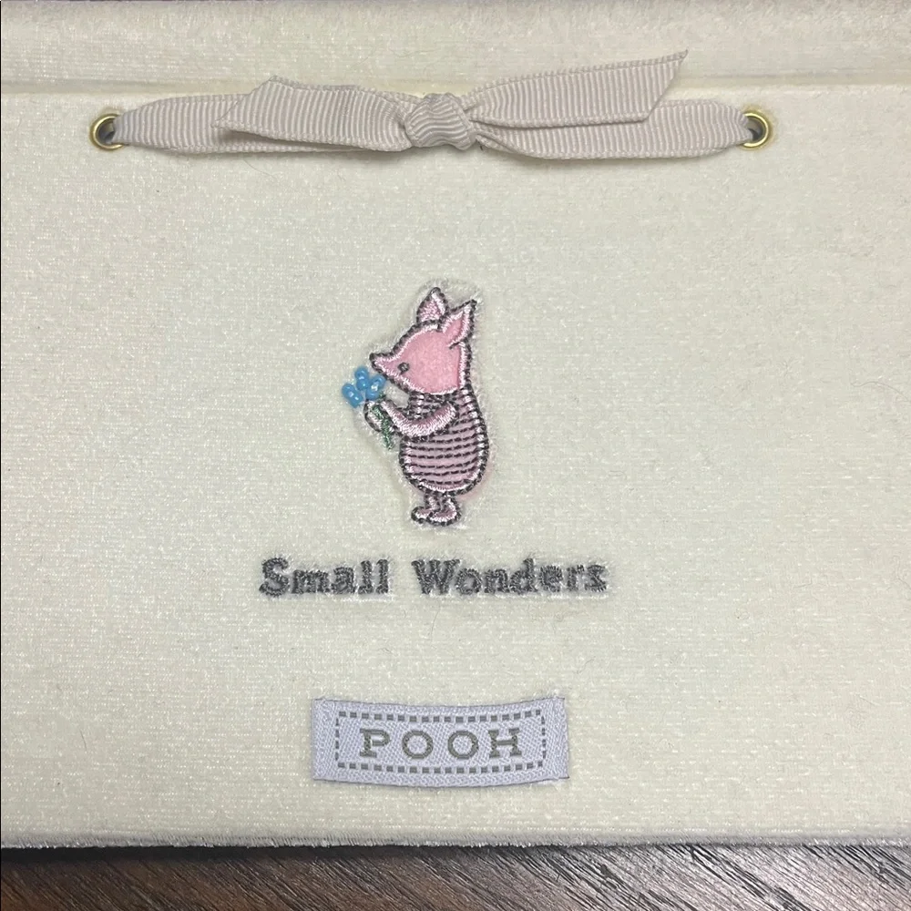Small Wonders Pooh/PigletPhoto Album - Hallmark - 12 double sided pages - Picture 3 of 5